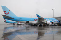 F-HLOV @ ATH - Corsair Boeing 747-400