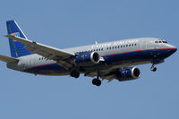 N342UA @ YYZ - Short final for RWY05. - by topgun3