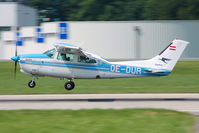 OE-DUR @ LOWS - panning shot while landing on rwy 16 - by Alexander Gerzabek