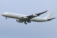OE-LAK @ VIE - Austrian Airlines Airbus A340-300 - by Thomas Ramgraber-VAP