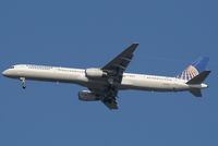 N57868 @ MCO - Continental - by Florida Metal