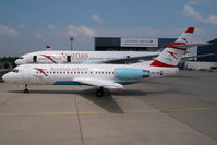 OE-LFP @ VIE - Austrian Arrows Fokker 70 - by Yakfreak - VAP