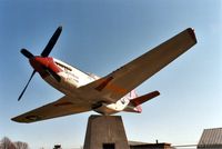 44-15648 @ DSM - P-51D on display at the ANG base