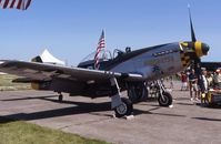 N5428V @ DVN - At the Quad Cities Air Show