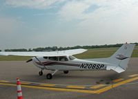 N208SP @ MIC - Giving rides at the Crystal Airport Open House & Fly-In - by Timothy Aanerud