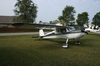 N76310 @ 88C - Cessna 140