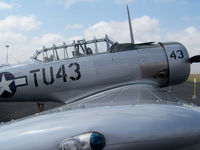 N884TA @ KFTG - Wing View