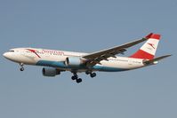 OE-LAM @ VIE - Austrian Airlines A330-200 - by Andy Graf-VAP