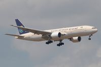 HZ-AKC @ VIE - Saudi Arabian Airlines B777-200 - by Andy Graf-VAP