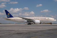 HZ-AKC @ VIE - Saudia Boeing 777-200 - by Yakfreak - VAP