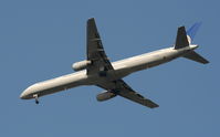 N77865 @ MCO - Continental - by Florida Metal