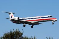 N848AE @ LGA - Runway 4 arrival from Planeview Park - by lijk604