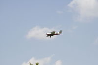 N8321N @ SYR - Final Approach - by Gene Stadelman