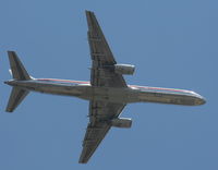N663AM @ MCO - AA - by Florida Metal