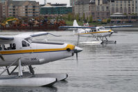 C-GLCP @ CYWH - Harbour Air Dash 3