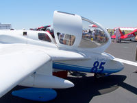 N871F @ KFTG - Side Detail