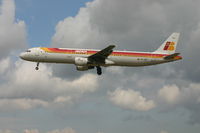 EC-ILO @ BRU - Cueva de Nerja (flight IB3206) is descending to rwy 25L