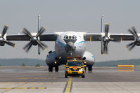 UR-09307 @ VIE - Antonov Design Bureau Antonov 22 - by Yakfreak - VAP