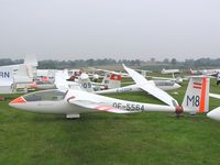 OE-5564 @ XHUS - Schempp-Hirth Discus B - by Simon Palmer