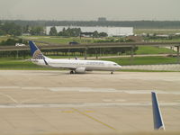 N18220 @ KIAH - Taxi Bush Intercontinental - by Walter Steed