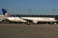 N48127 @ CGN - visitor - by Wolfgang Zilske