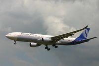 OO-SFM @ BRU - descending to rwy 25L