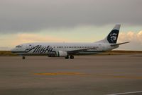 N799AS @ DEN - Alaska Airlines 737-400 - by Francisco Undiks