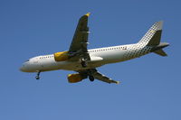 EC-JPL @ BRU - flight  VY5210 is descending to rwy 25R - by Daniel Vanderauwera