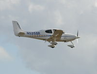 N525SR @ DAB - SR22 - by Florida Metal