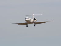 N473CW @ PTK - G-IV
