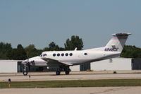 N948CE @ PTK - B200