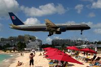 N580UA @ SXM - visitor