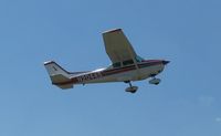 N20445 @ 42I - Departing the Zanesville, OH fly-in breakfast & lunch