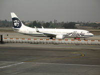 N558AS @ LAX - Alaska 737-890 taxying @ LAX - by Steve Nation