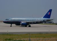 N851UA @ DEN - United Airlines A319 Crossing VSR on Bravo November.