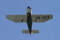 OE-DYX @ LOXN - on final - by Anton Wildberger