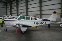 PH-MOP photo, click to enlarge