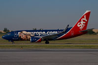 OM-NGA @ VIE - Sky Europe Boeing 737-700 - by Yakfreak - VAP