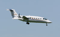 N136SL @ KPHL - Landing at PHL