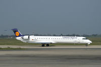D-ACKJ @ LYS - Lufthansa rÃ©gional (Cityline)