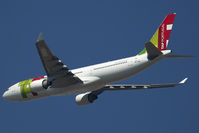 OE-LAM @ VIE - will be soon delivered to TAP