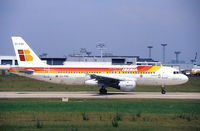 EC-FGH @ ORY - Iberia