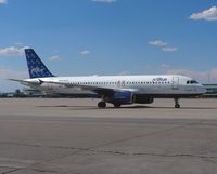 N568JB @ DEN - Jet Blue A320. - by Francisco Undiks