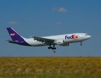 N674FE @ DEN - FEDEX A300