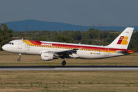 EC-HTD @ VIE - Iberia Airbus A320 - by Yakfreak - VAP