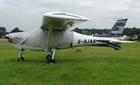 G-OJAB @ EGTR - JABIRU