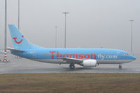 G-THOG @ LYS - Thomson Fly.com