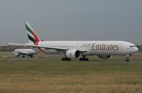 A6-EBL @ VIE - Emirates 777-300ER