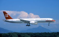HB-IEE @ GVA - Petrolair