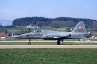 J-3075 @ LSMP - F-5E Tiger II L1075 81 - by Fabien CAMPILLO
